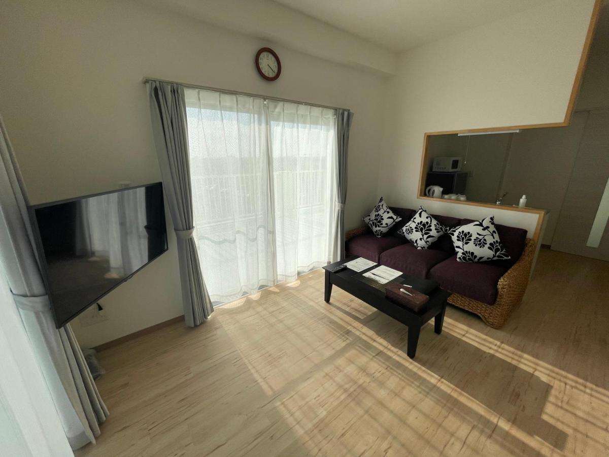 Hotel Ishigakijima 2020 Ishigaki  Екстер'єр фото